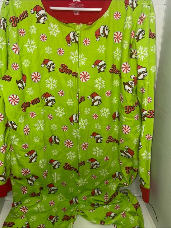 BUC-EE'S Other - Women's Holiday Pajama Onesie - Green Peppermint & Santa Print